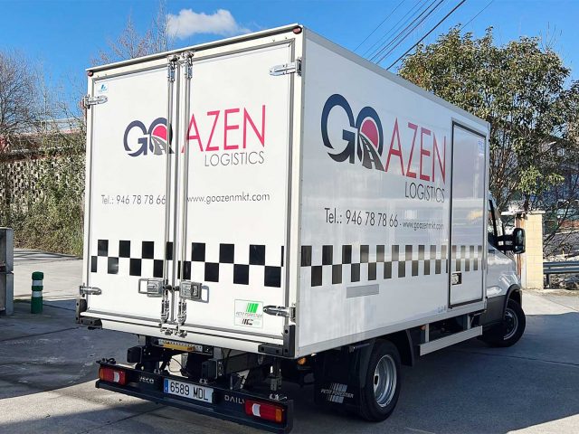 goazenmkt-furgoneta-rotulada1-640x480.jpg